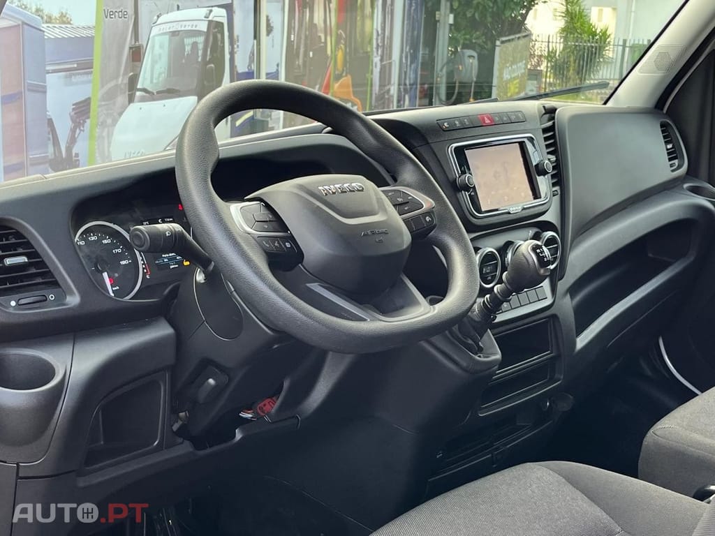 Iveco Daily 3.0  180 CV  L 4 H 2