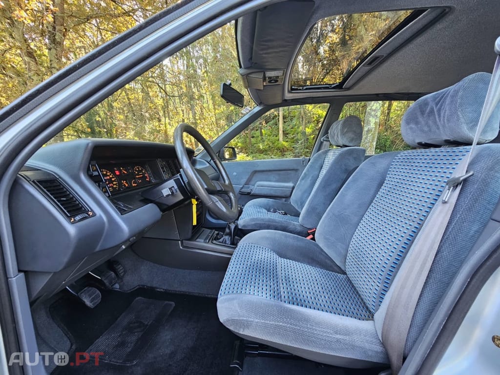Renault 21 GTS