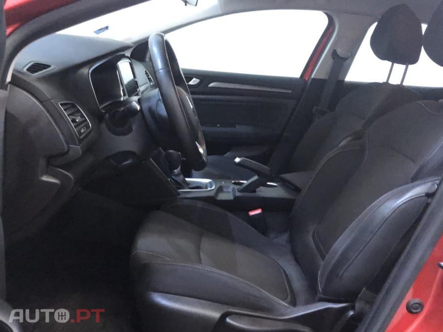 Renault Mégane 1.5 Blue dCi Zen EDC