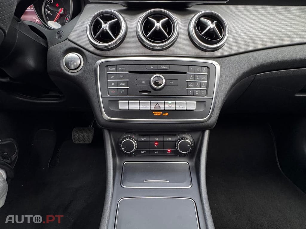 Mercedes-Benz CLA 180 CLA 180 d Shooting Brake Automático – 2018