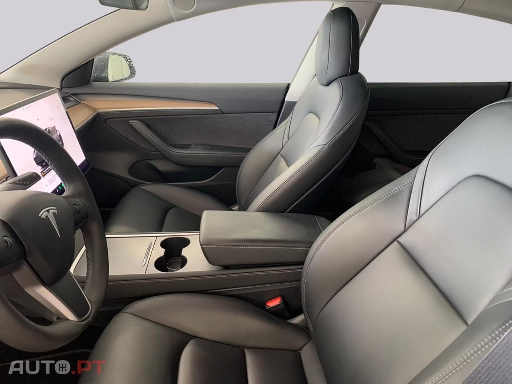 Tesla Model 3 Dual AWD Performance I.V.A DEDUTIVEL