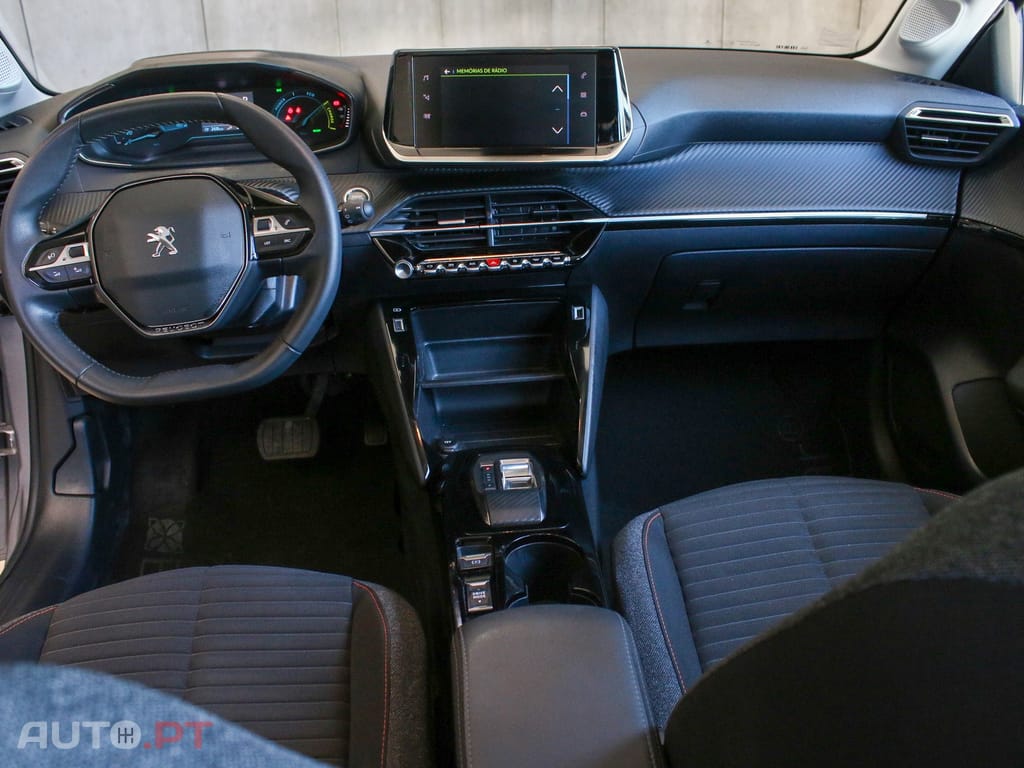 Peugeot E-208 50 kWh Active