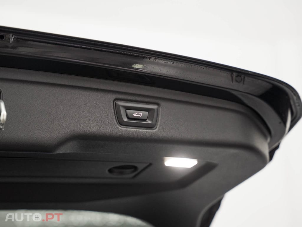 BMW 318 d Touring Pack M Auto