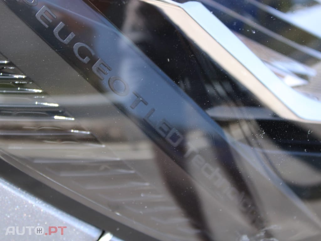 Peugeot E-208 50 kWh Allure