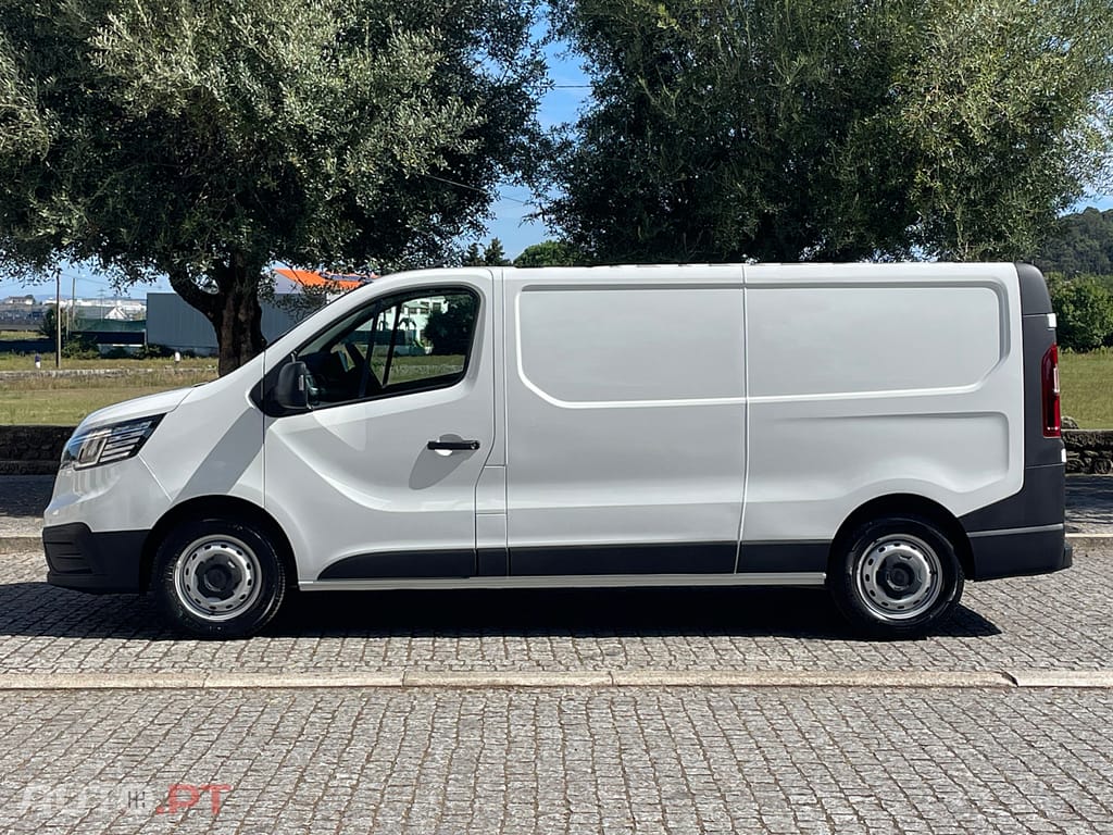 Renault Trafic 2.0 dCi Longa IVA Dedutível