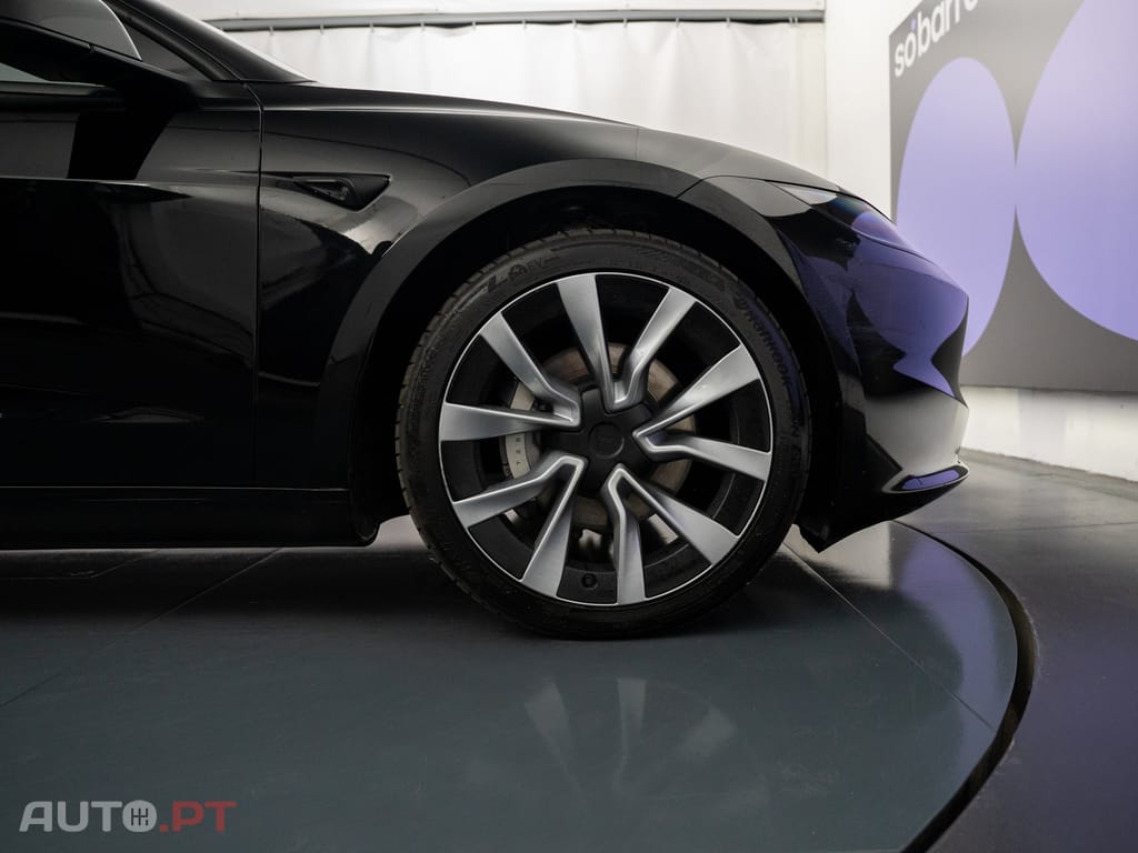 Tesla Model 3 Long Range Tração Integral