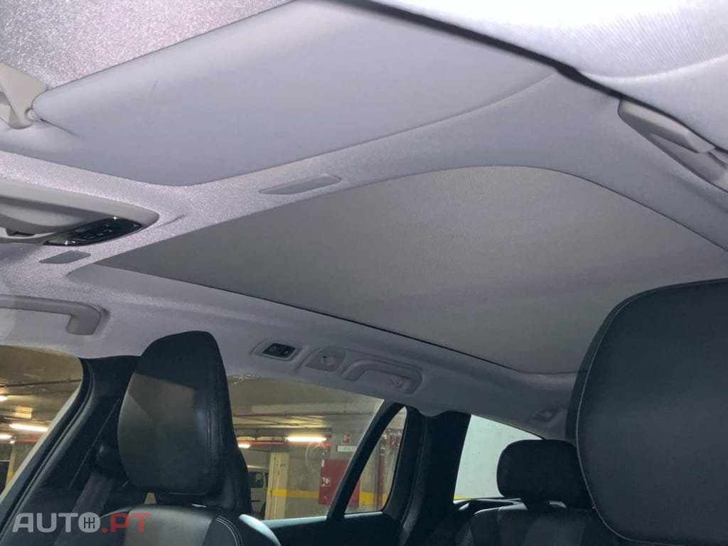 Volvo V60 2.0 T4 Momentum Plus