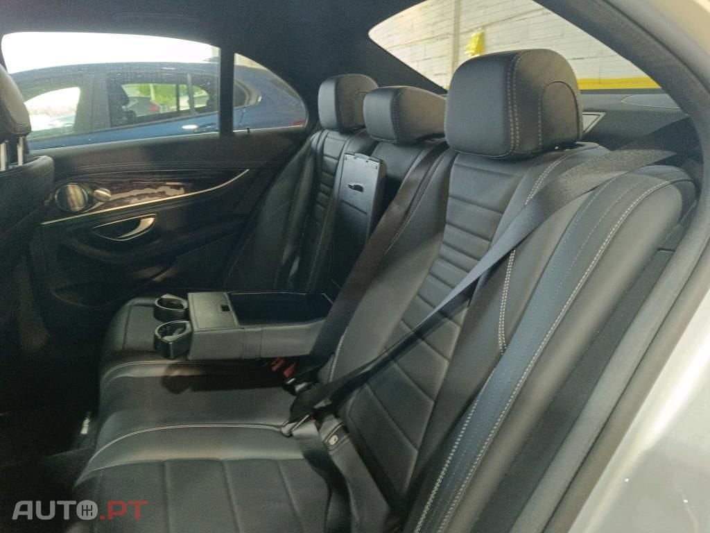Mercedes-Benz E 300 de AMG Line 4Matic