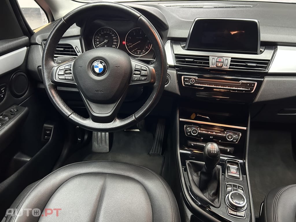 BMW 216 d Advantage