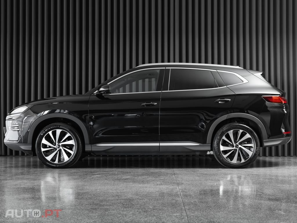 BYD Seal U 87 kWh Design