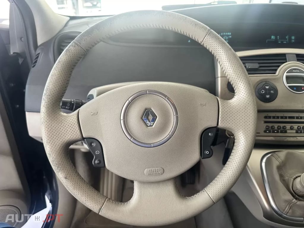 Renault Grand Scénic 1.5 dCi Dynamique S 7L.