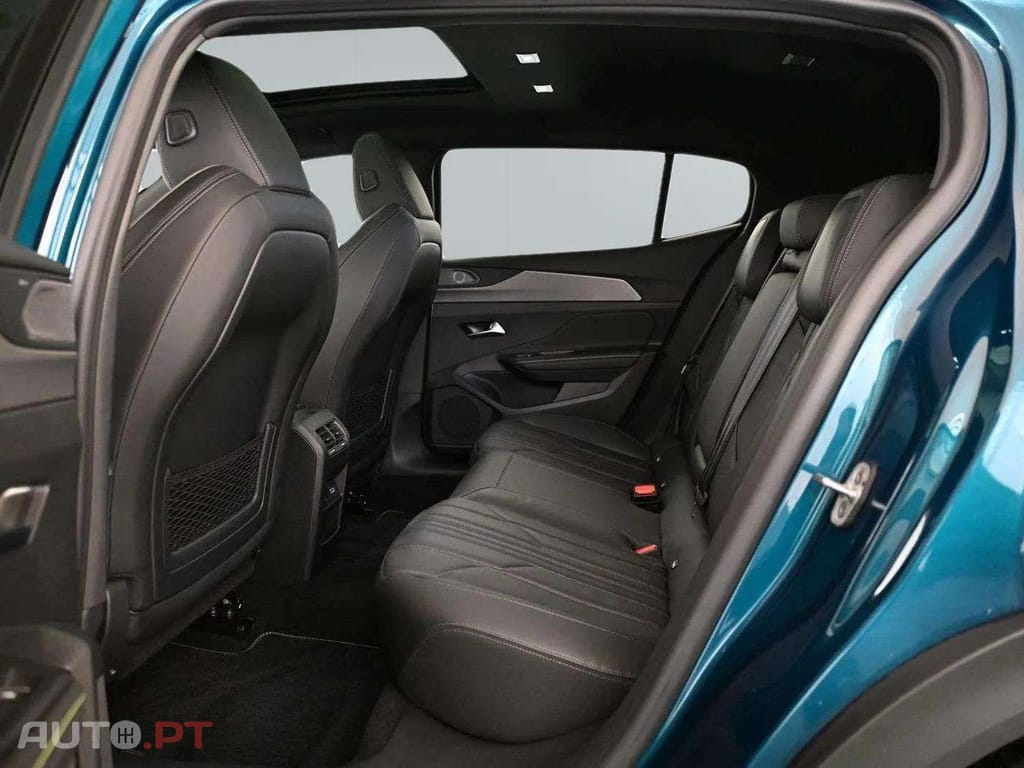 Peugeot 408  e-EAT8 GT HYBRID 