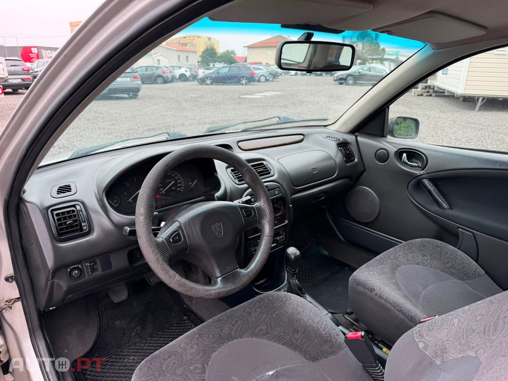 Rover 200 TD 2 LUGARES