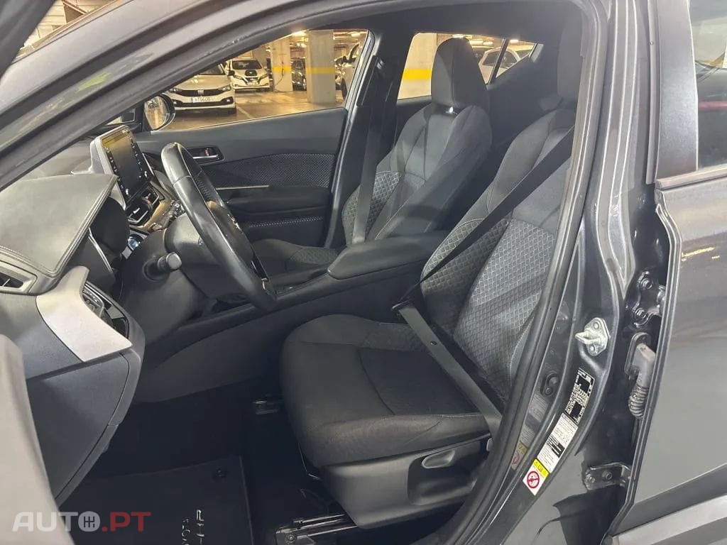 Toyota C-HR 1.8 HSD Comfort