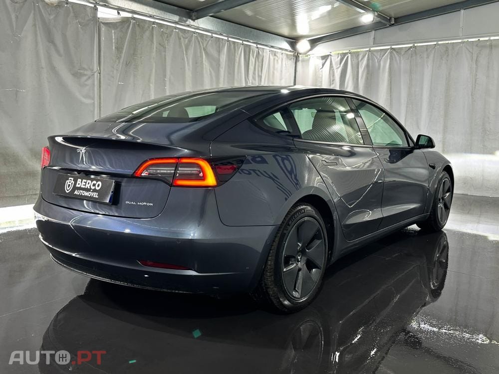 Tesla Model 3 Long Range AWD Dual Motor