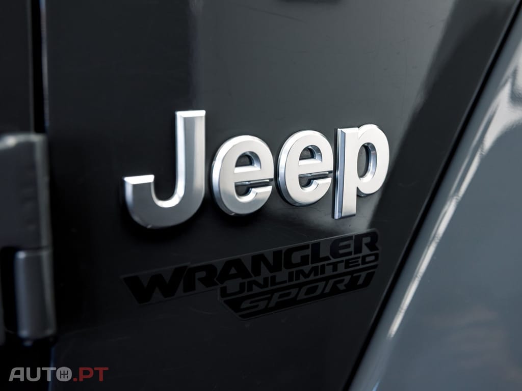 Jeep Wrangler 2.2 CRD Sport AT