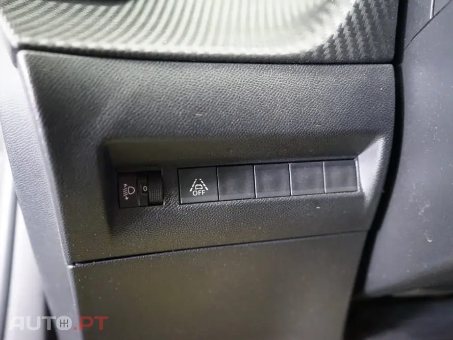Peugeot 2008 PureTech 100 Style