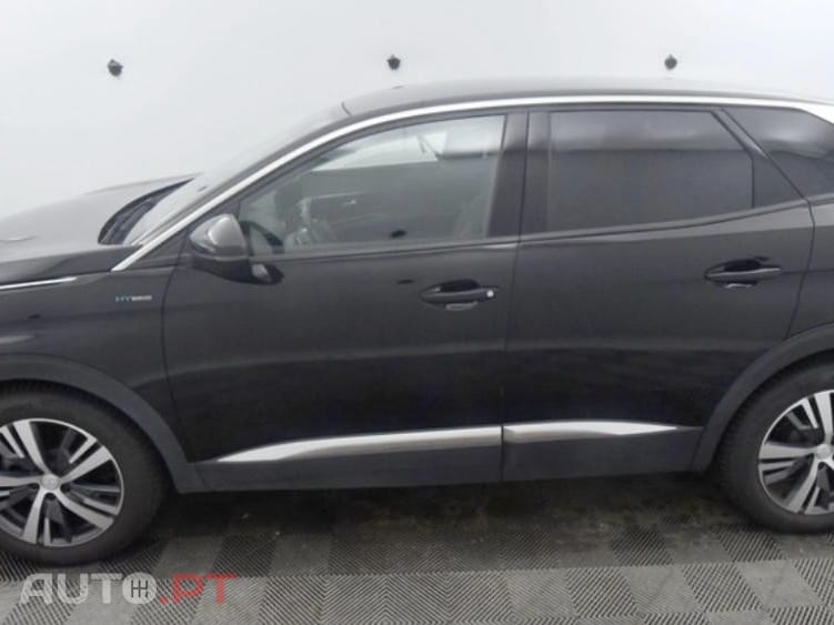 Peugeot 3008 1.6 Hybrid Allure