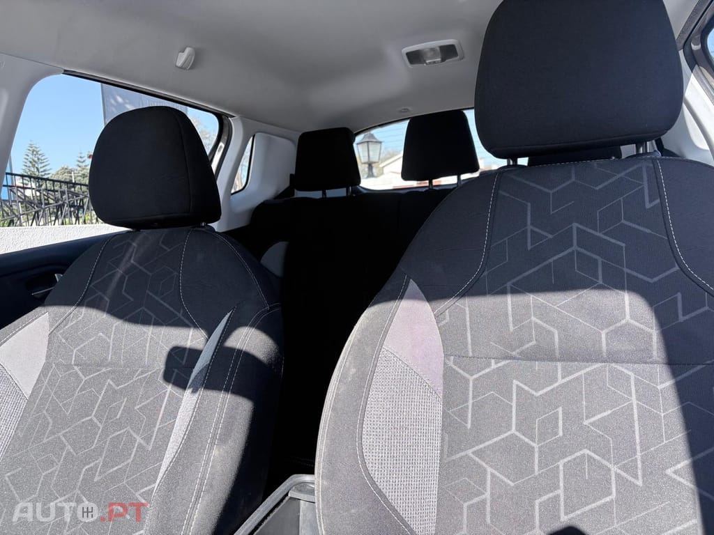 Peugeot 2008 1.2 PureTech Style