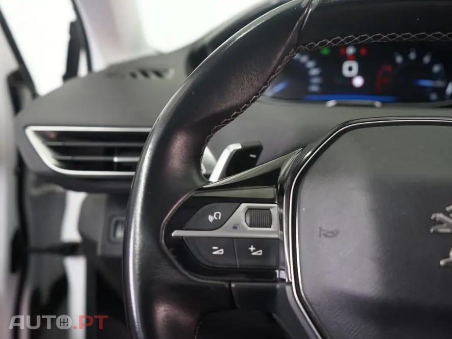 Peugeot 3008 1.2 PureTech Allure Pack EAT8