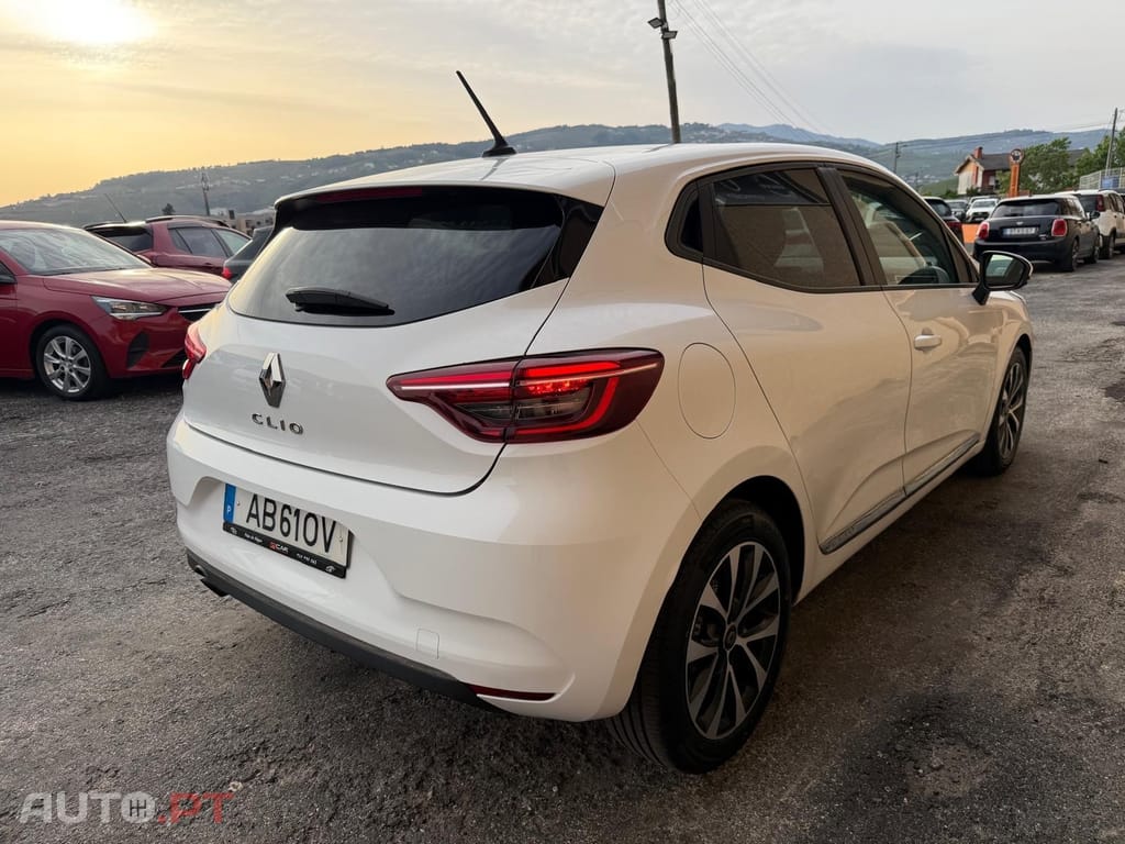 Renault Clio 1.0 TCe Techno Bi-Fuel