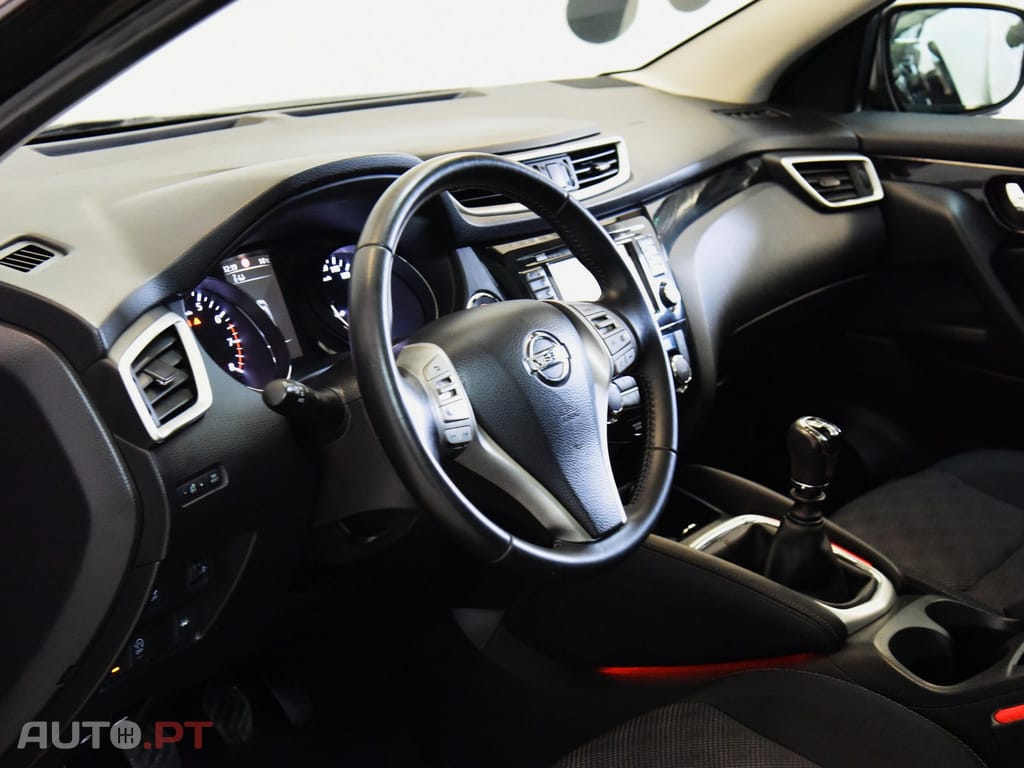 Nissan Qashqai 1.2 DIG-T Acenta