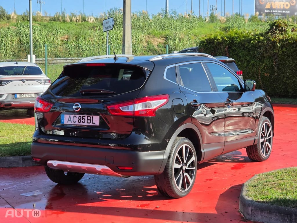 Nissan Qashqai 1.5 dCi Tekna 19 Pele