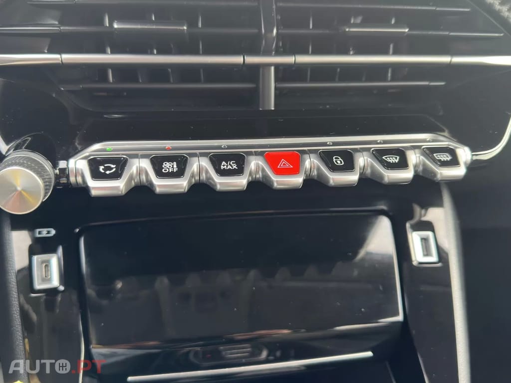 Peugeot 208 1.2 PureTech Allure EAT8