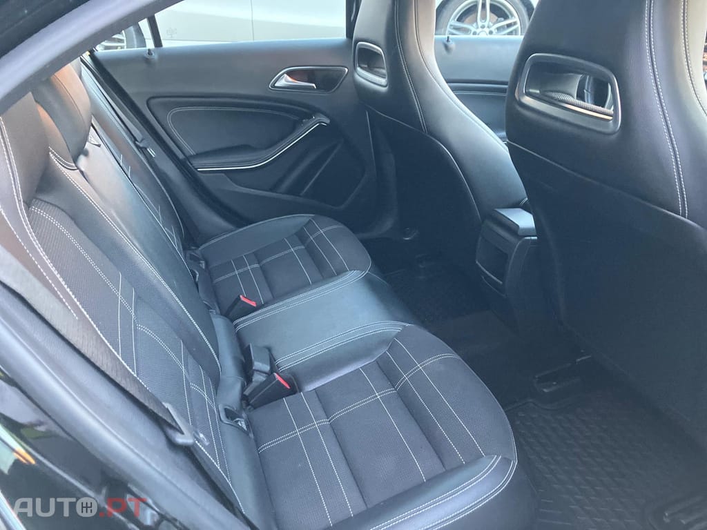 Mercedes-Benz A 180 1.8CDI Urban Cx. Aut.