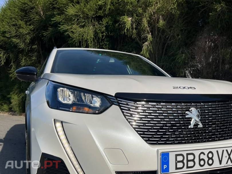 Peugeot 2008 1.2 PureTech Allure Pack