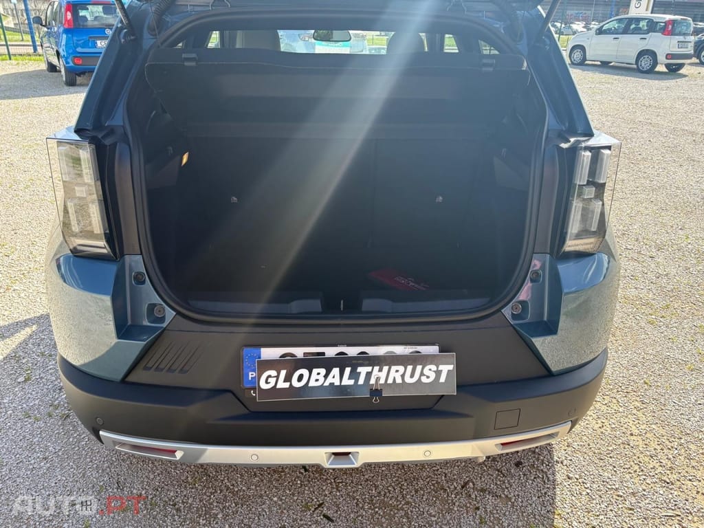 Fiat Grande Panda 1.2 Hybrid La Prima eDCT