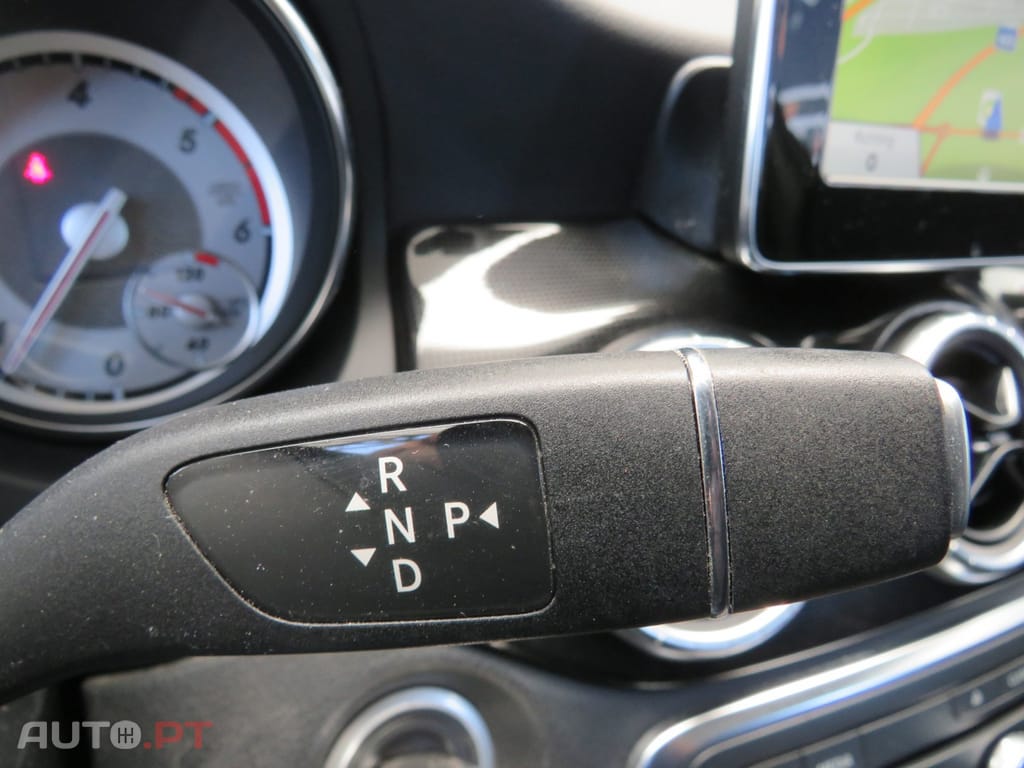 Mercedes-Benz CLA 200 d Shooting Brake Urban Aut.