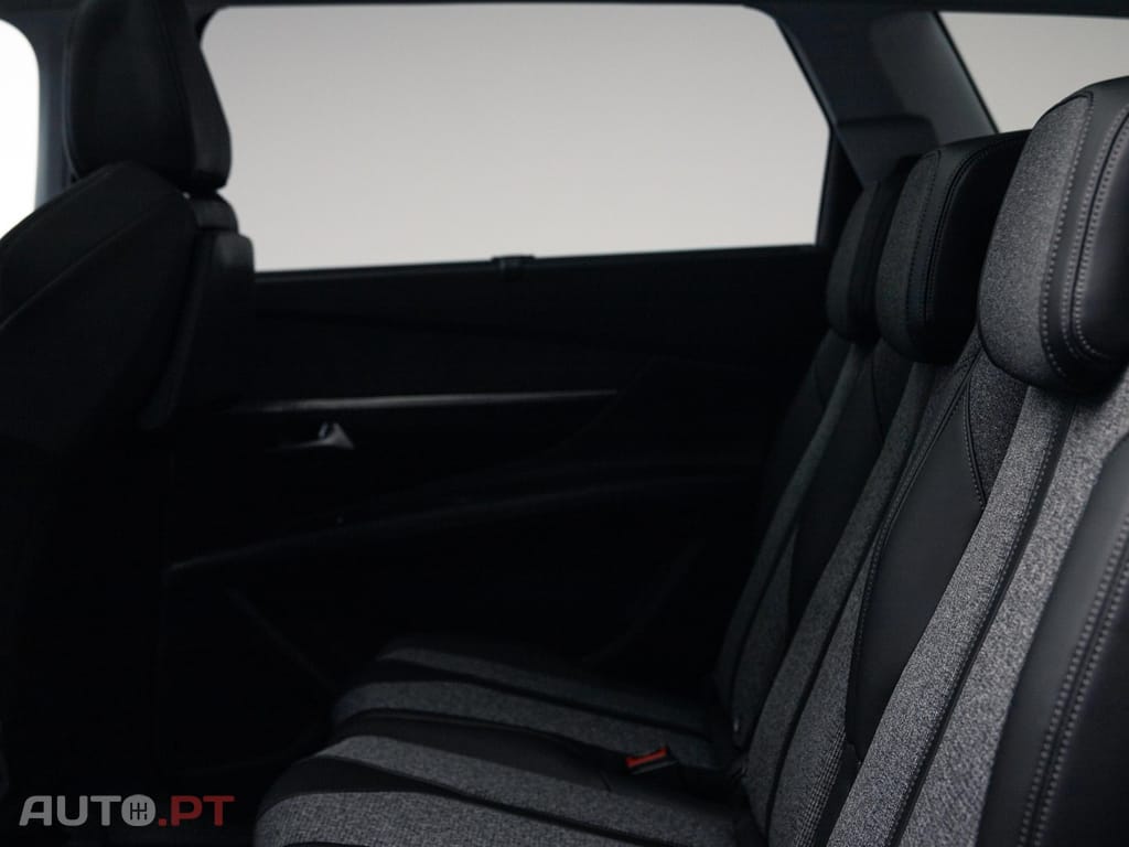 Peugeot 5008 1.5 BlueHDi Allure EAT8