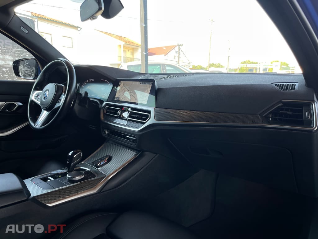 BMW 330 e Touring Pack M Auto