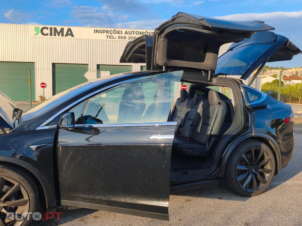Tesla Model X 100D
