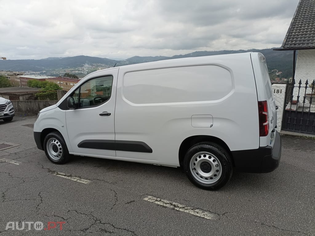 Toyota Proace City 1.5 HDI Longa 2025 10.000Km