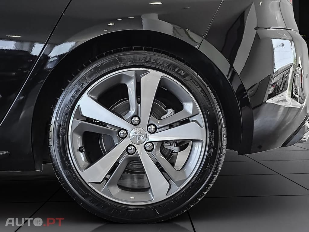 Peugeot 308 1.2 PureTech GT Line EAT6