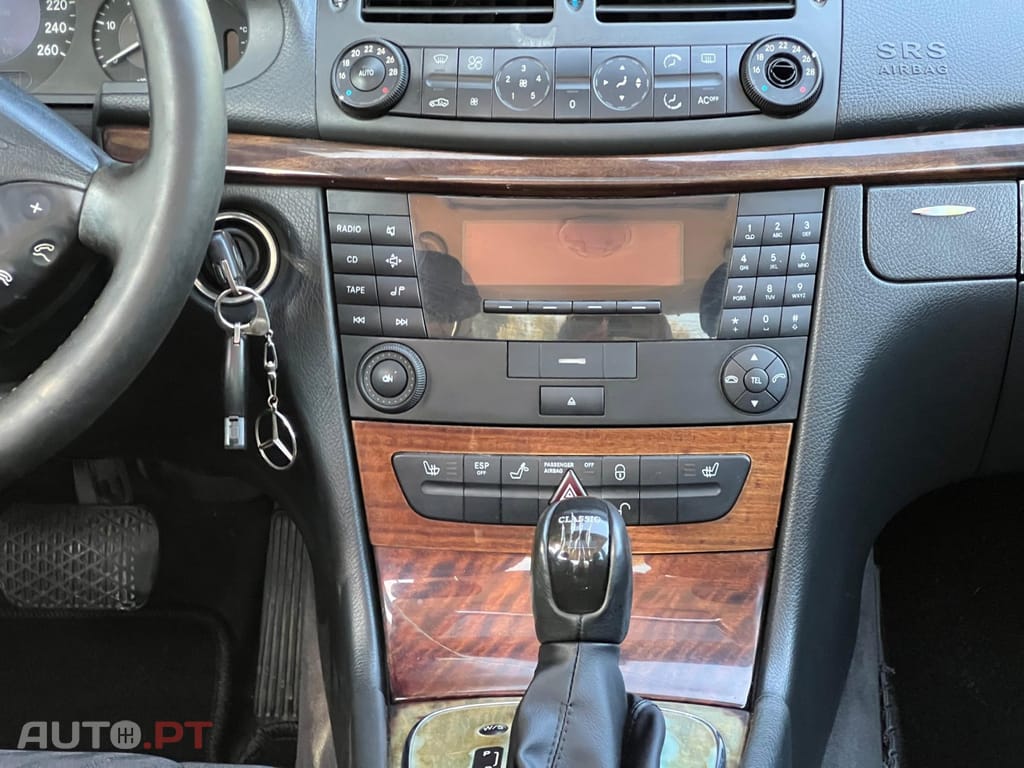Mercedes-Benz E 220 CDI Avantgarde Aut.