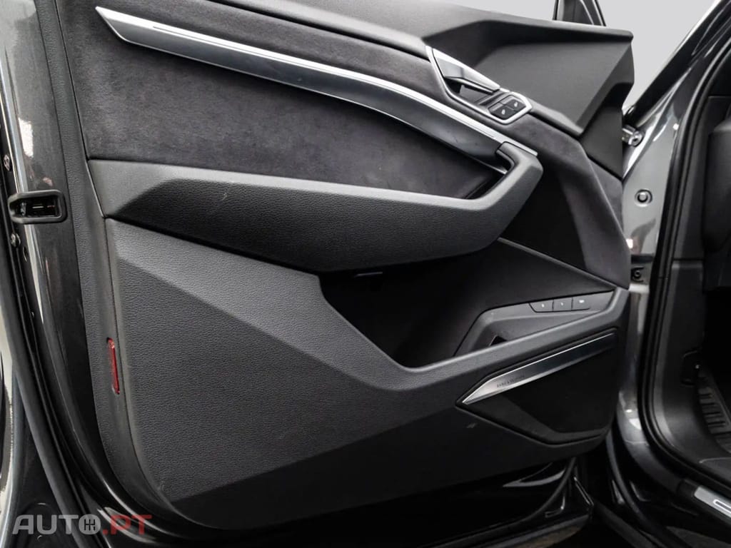 Audi E-Tron S BLACK I.V.A DEDUTIVEL 