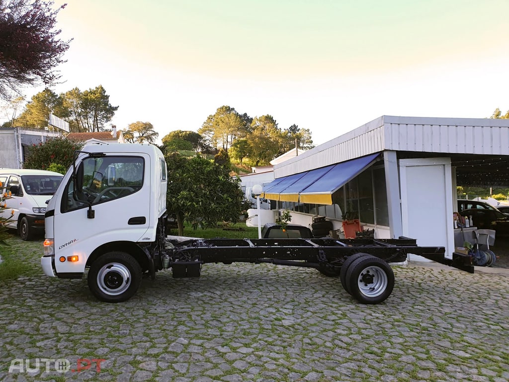 Toyota Dyna M 3.0 D-4D M CS 35.33