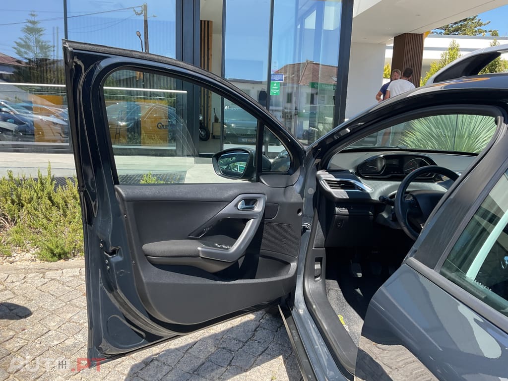 Peugeot 2008 1.6 BlueHDi Active