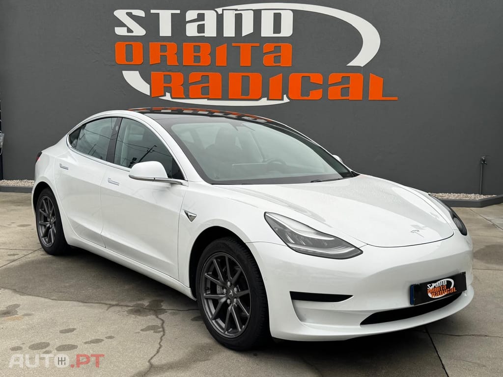 Tesla Model 3 Standard Range Plus RWD