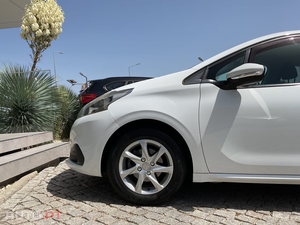 Peugeot 208 1.2 PureTech Active