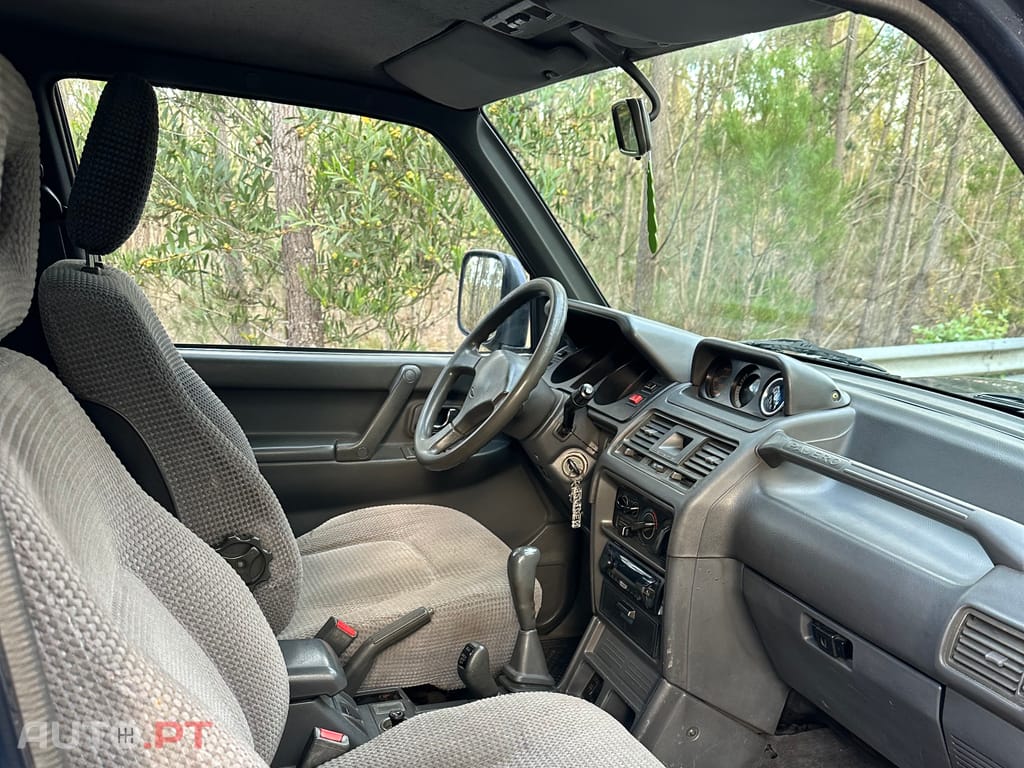 Mitsubishi Pajero 2800 GLS