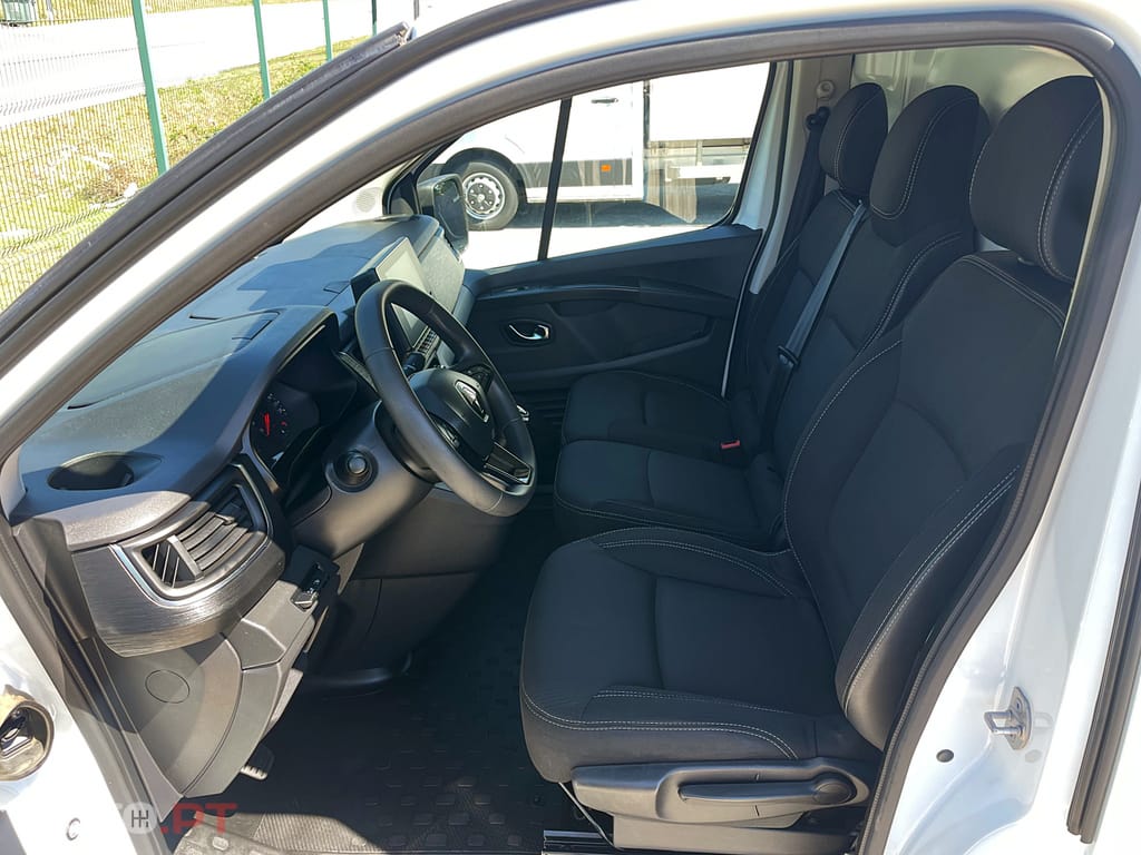 Renault Trafic 2.0 dCi Longa IVA Dedutível