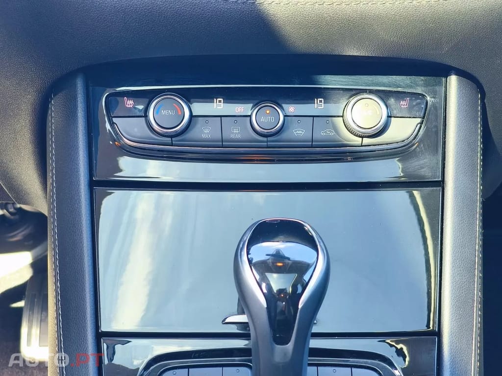 Opel Grandland (X) 1.2 S&S Auto Ultimate