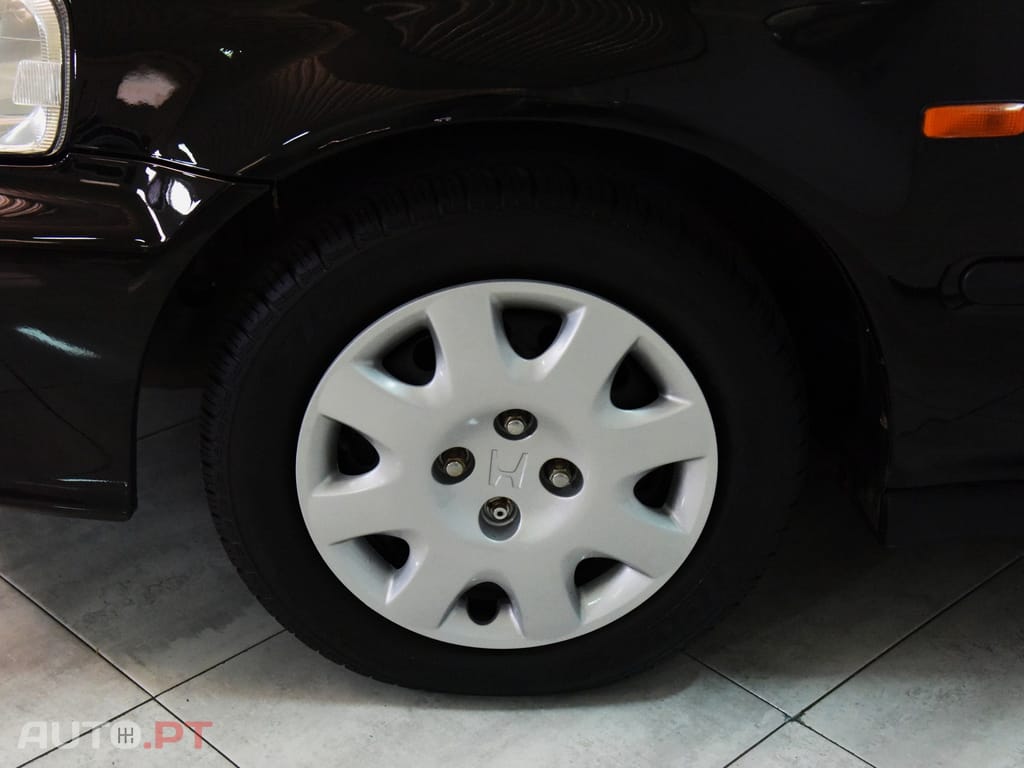 Honda Civic 1.4i S