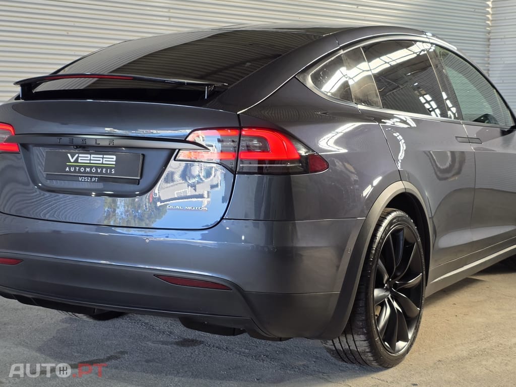 Tesla Model X Performance Ludicrous