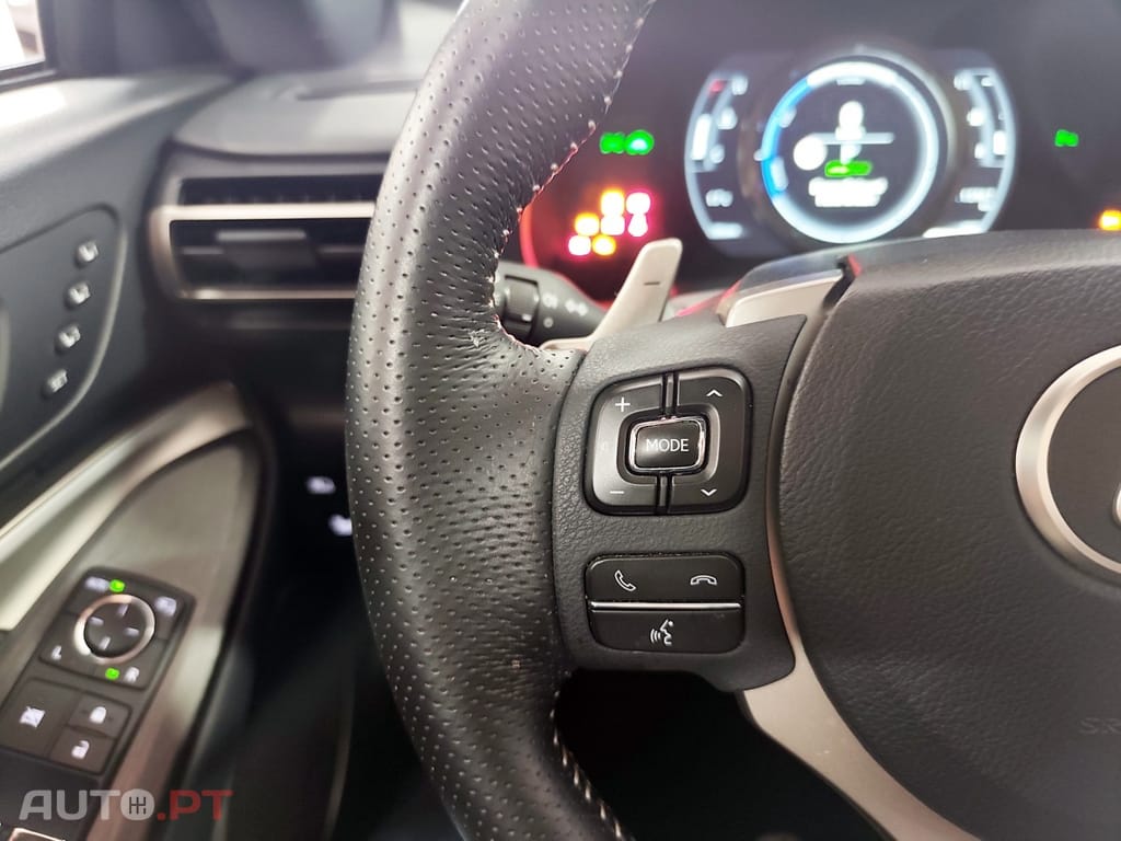 Lexus RC F Sport+