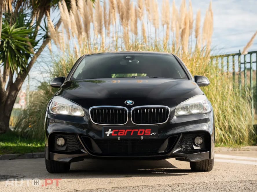 BMW 218 d Pack M Auto — fotografia 2